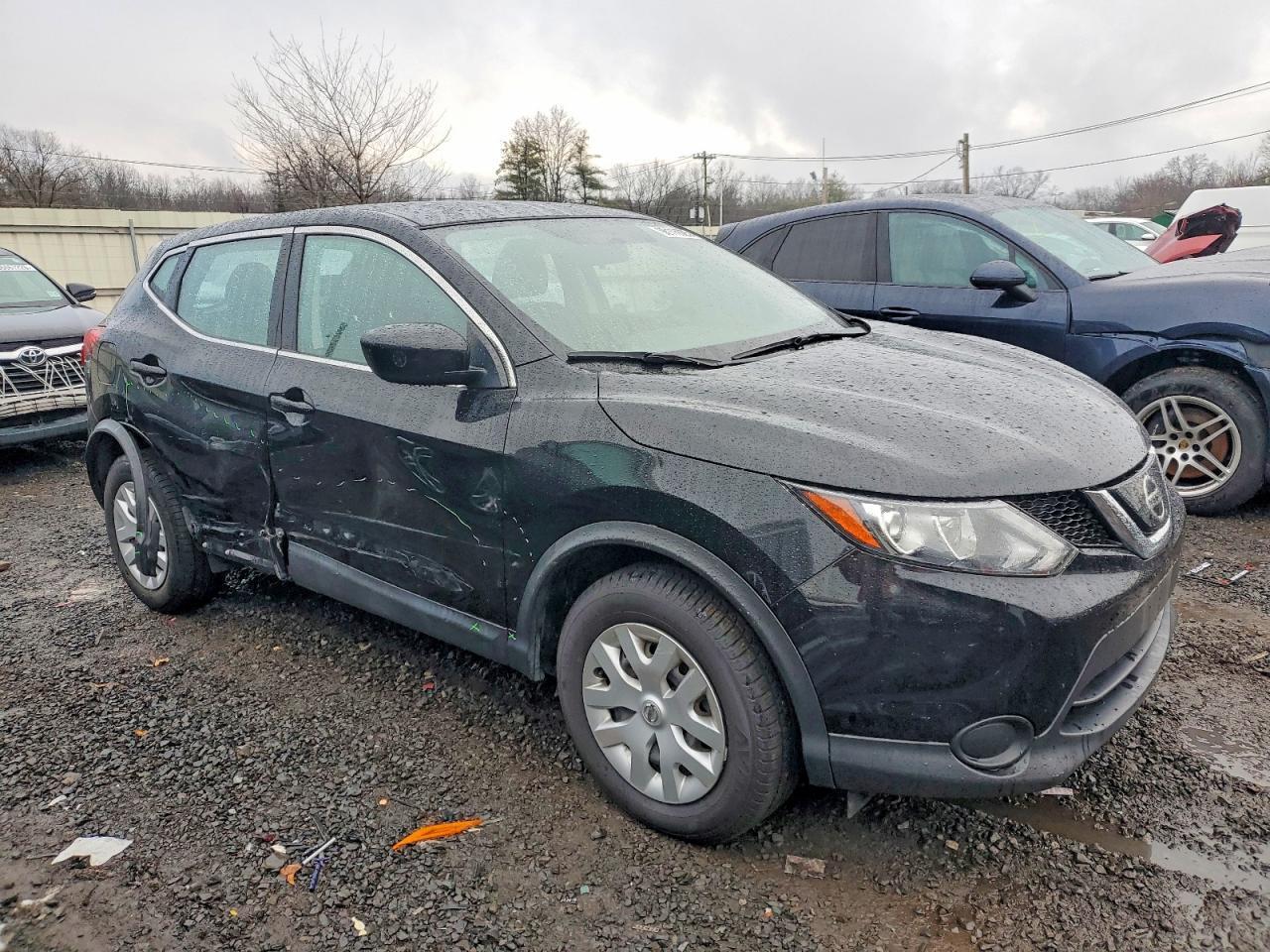 2019 Nissan Rogue Sport S - Фото 4