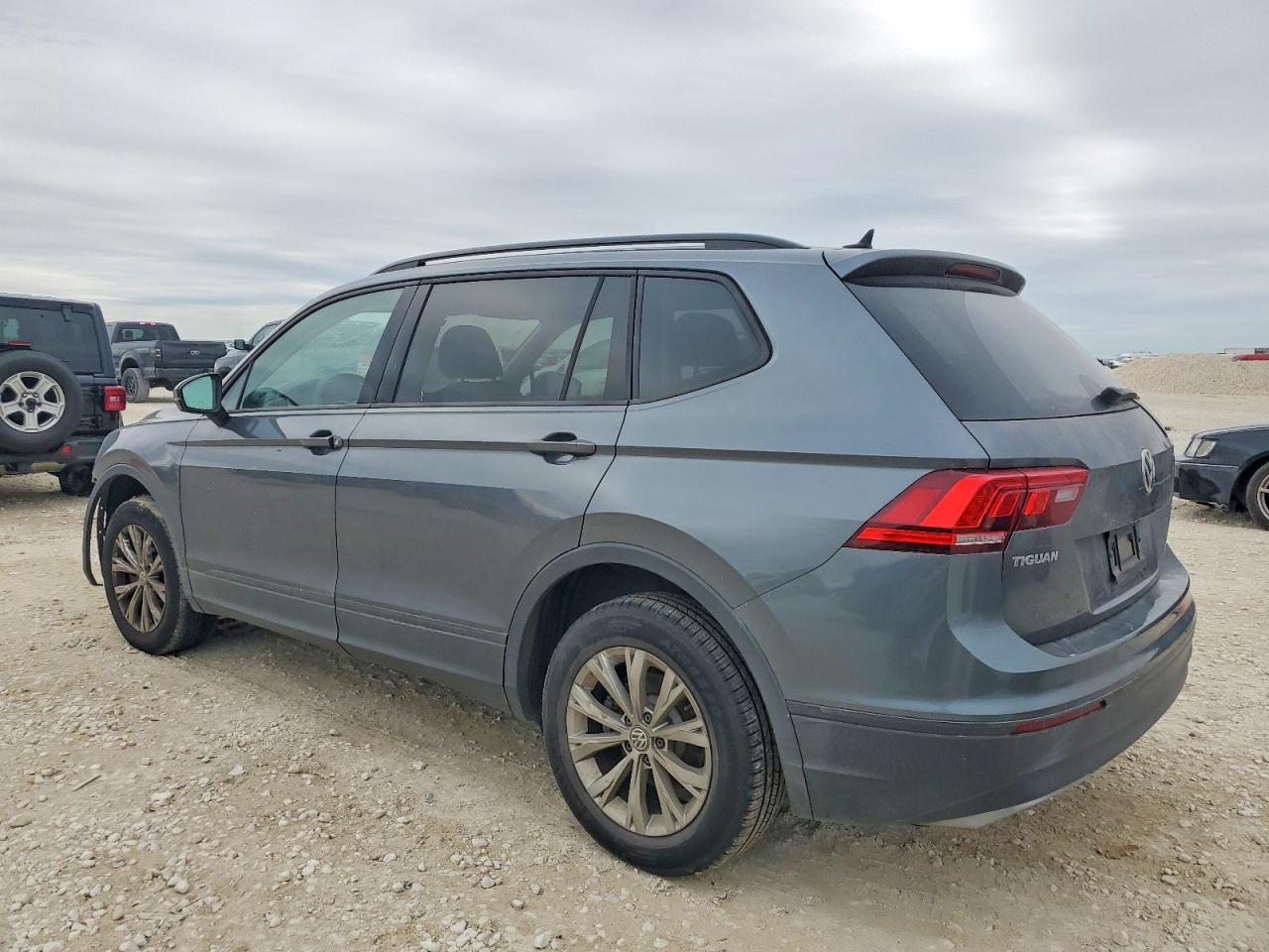 2020 Volkswagen Tiguan S - Image 2