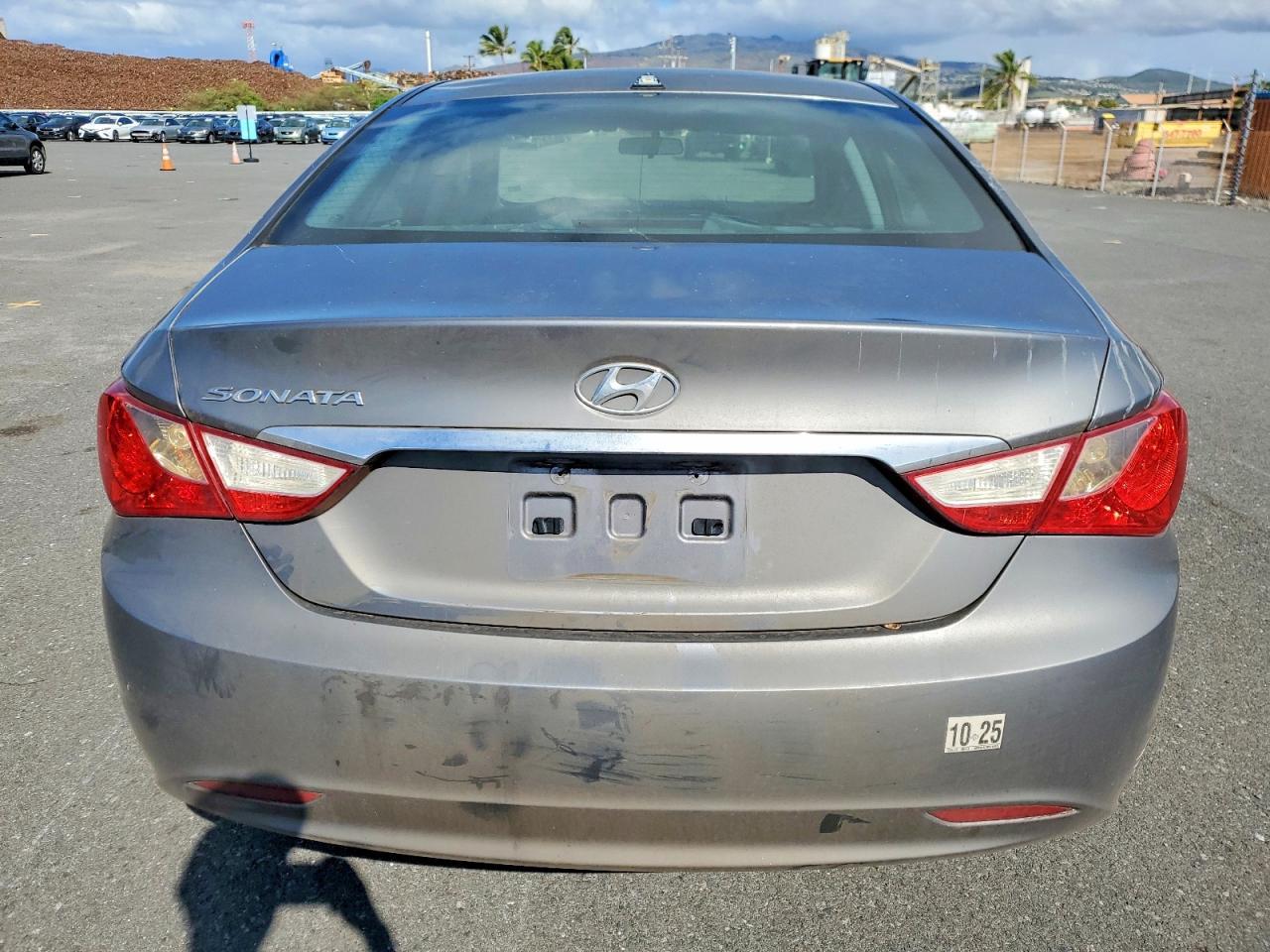 2011 Hyundai Sonata Gls - Image 6