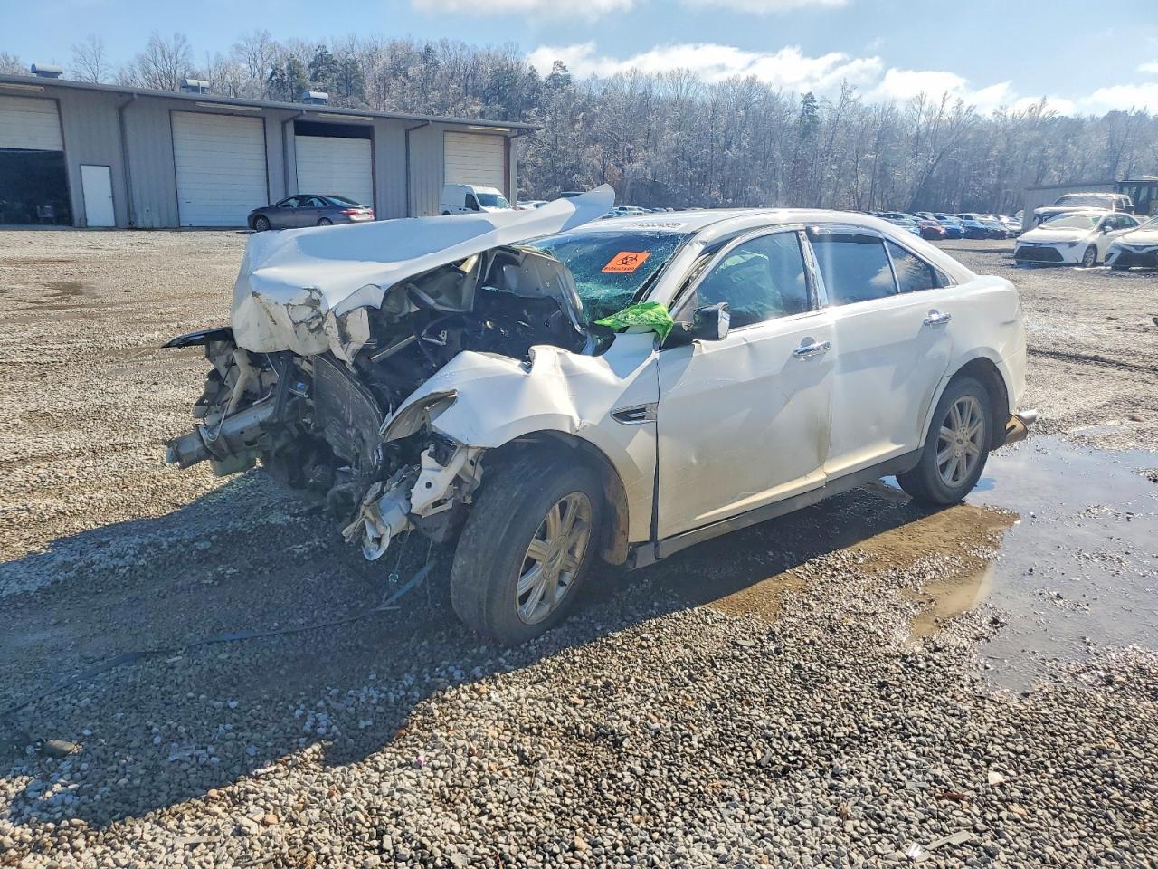 2016 Ford Taurus Se
