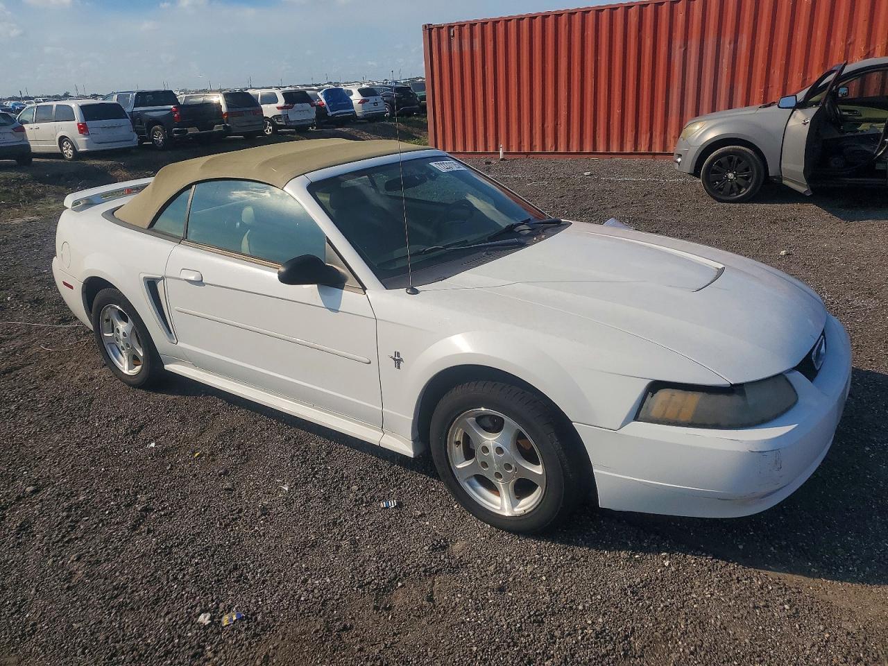 2003 Ford Mustang - Фото 4