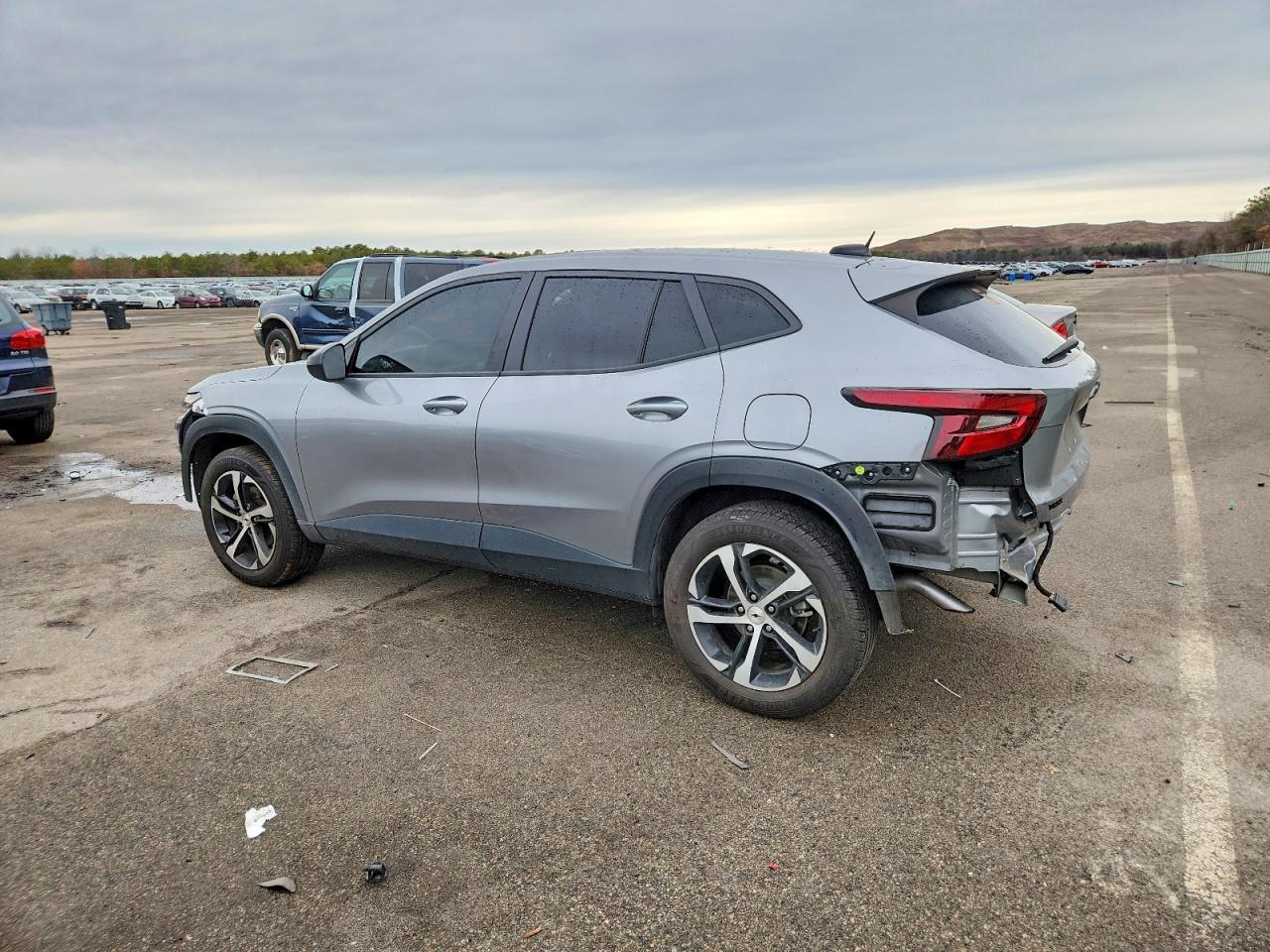 2024 Chevrolet Trax 1Rs - Image 2