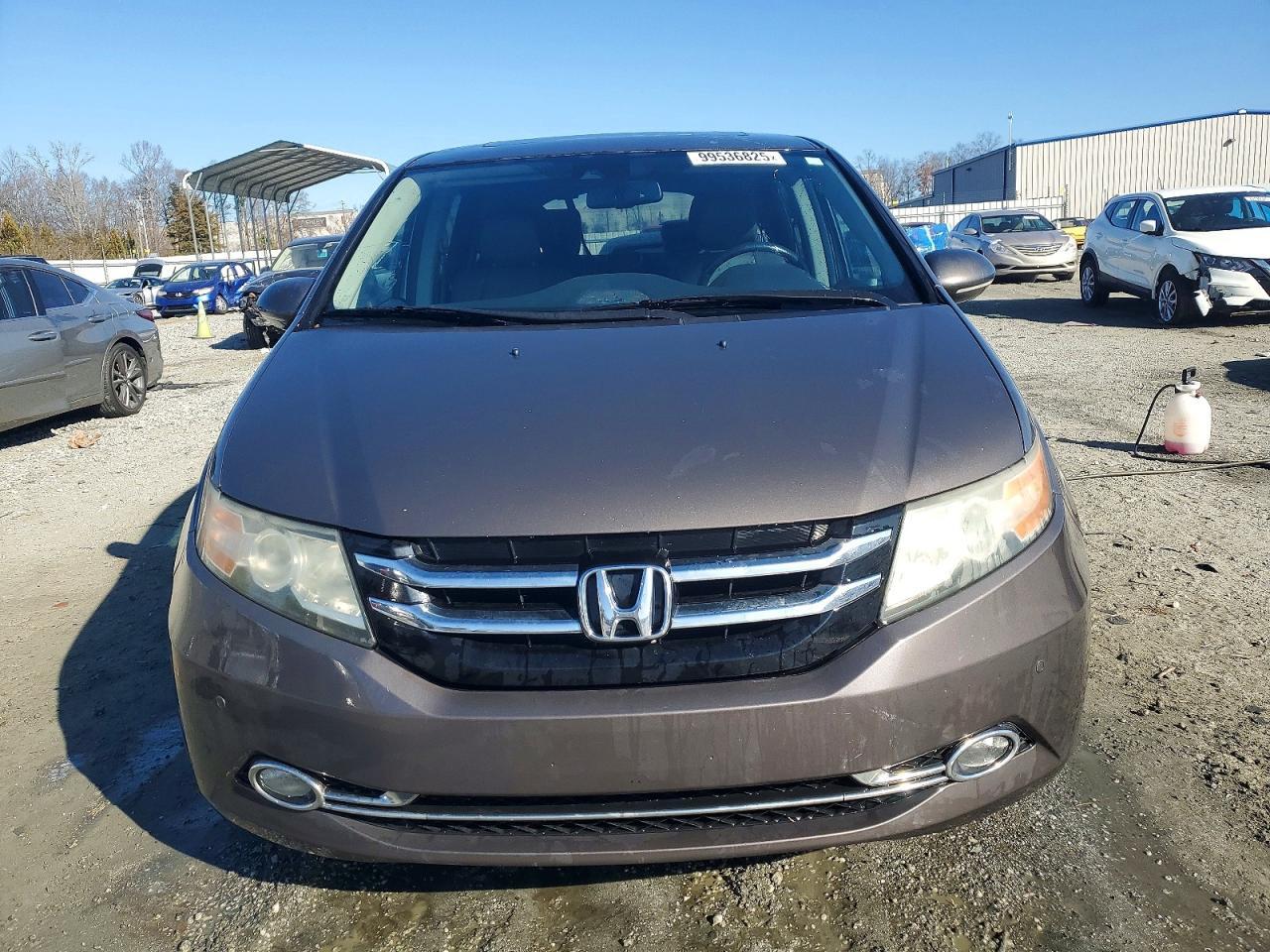 2014 Honda Odyssey Touring - Image 5