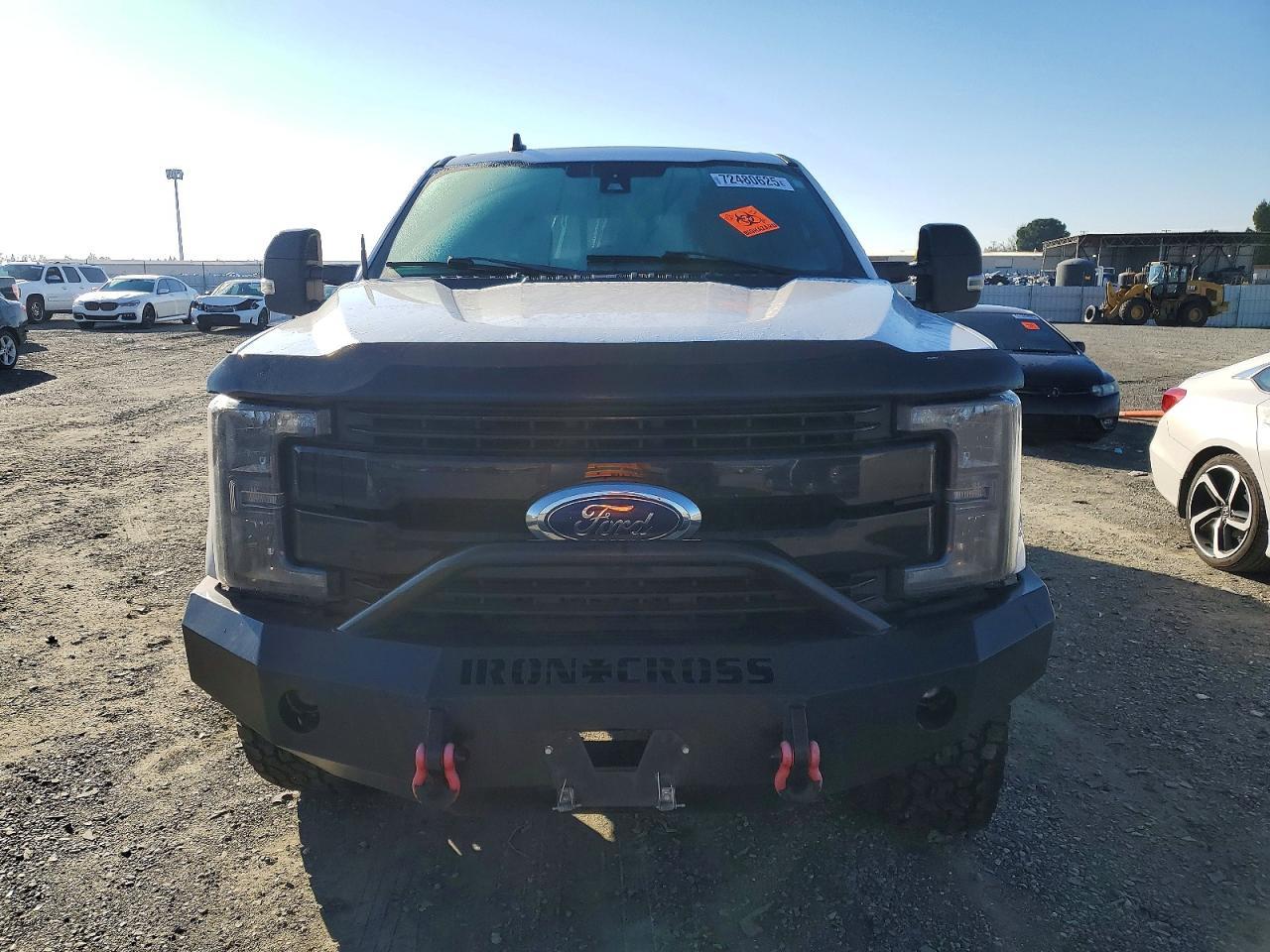 2019 Ford F250 Super Duty - Image 5