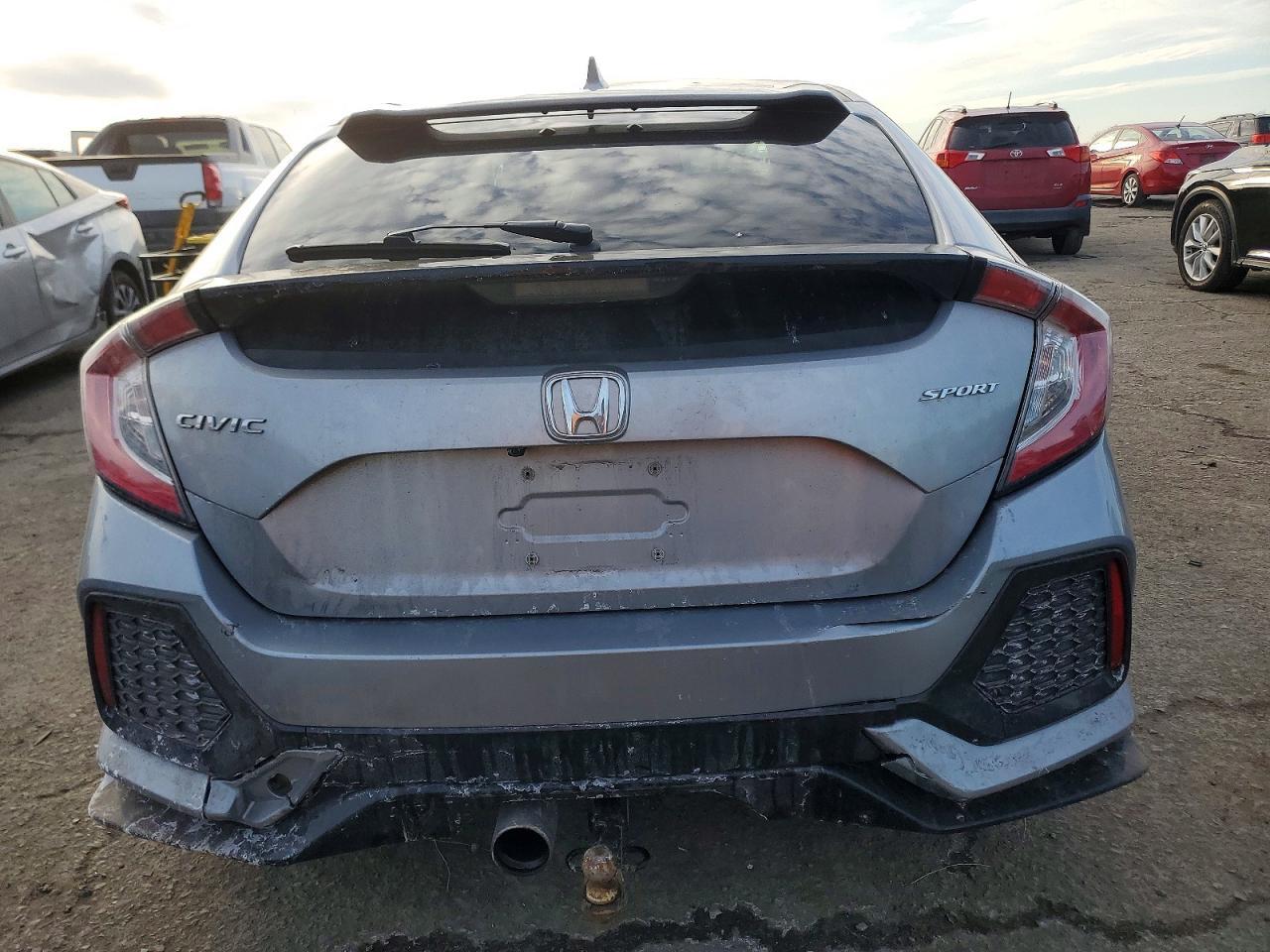 2019 Honda Civic Sport - Image 6