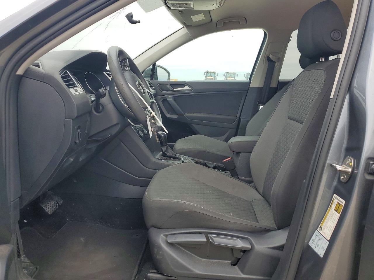 2020 Volkswagen Tiguan S - Image 7