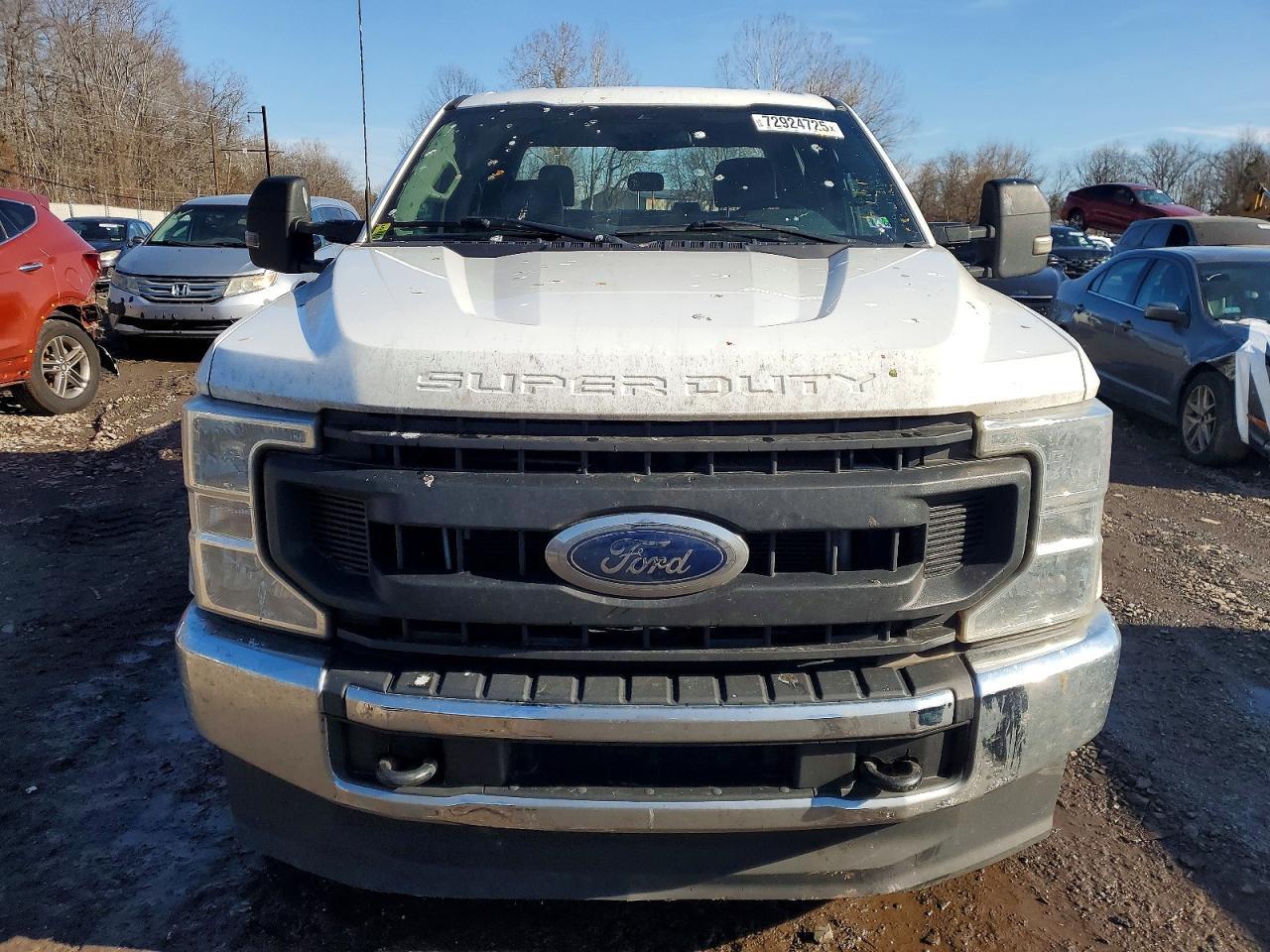 2022 Ford F250 Super Duty - Фото 5