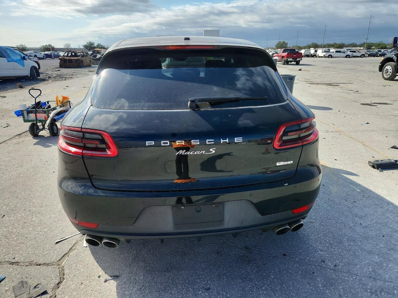 2015 Porsche Macan S - Image 6
