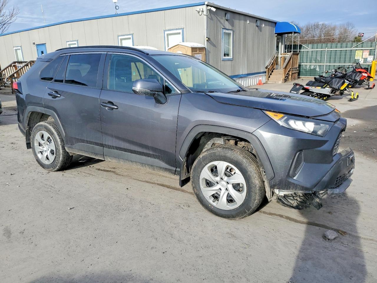 2020 Toyota Rav4 Le - Image 4