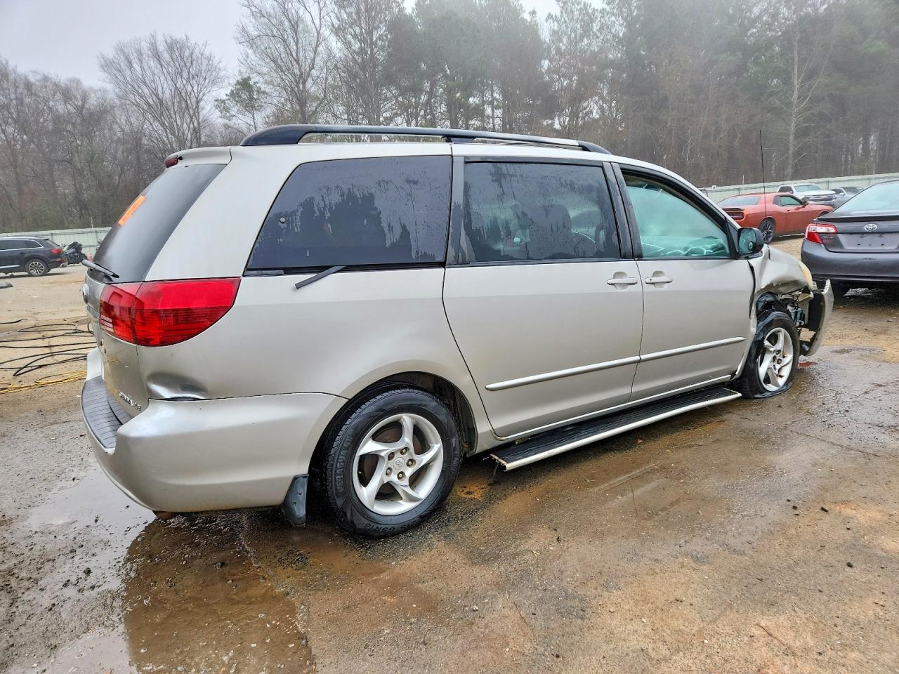 2004 Toyota Sienna Le 8 Passenger - Фото 3