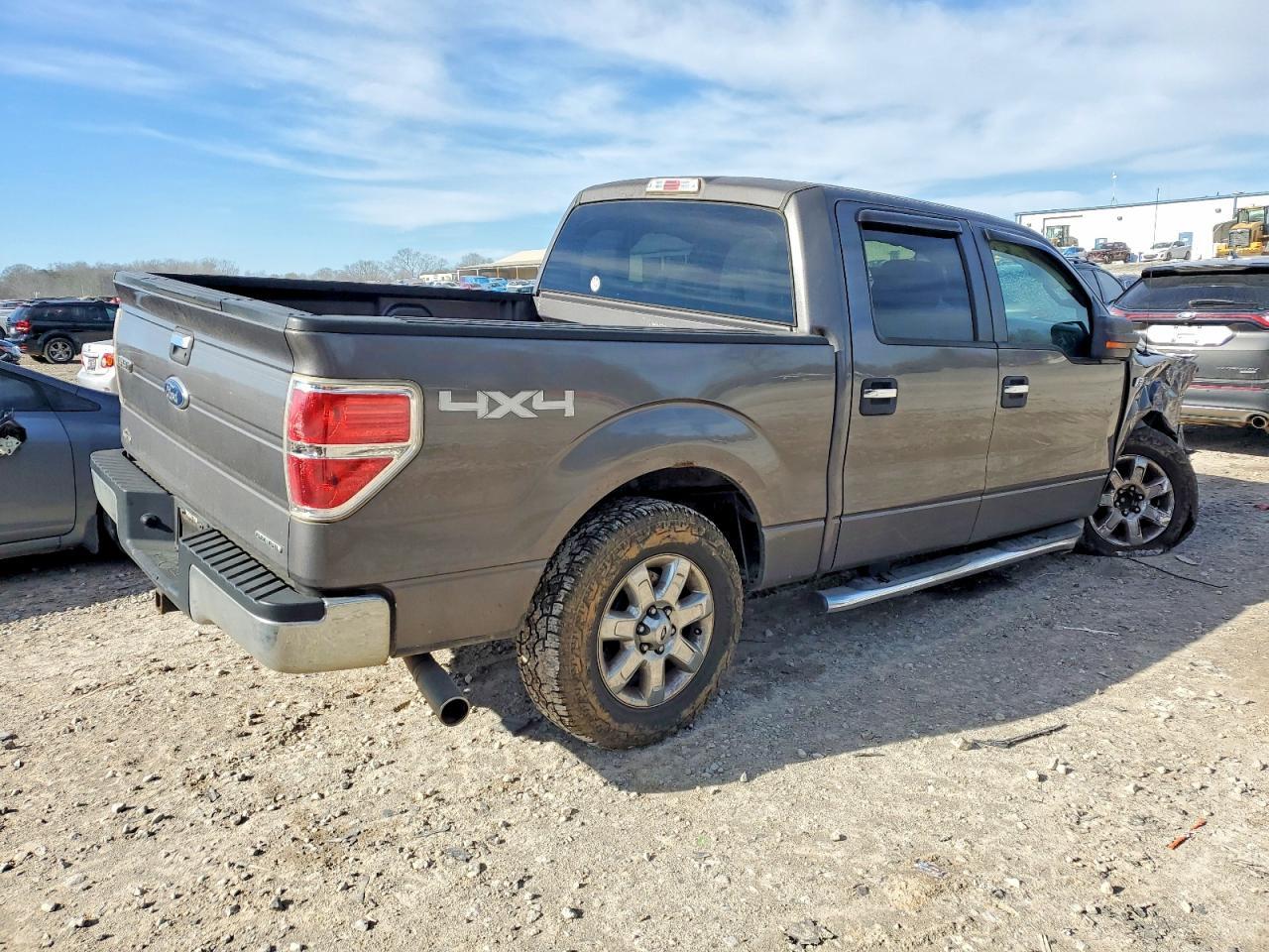 2013 Ford F150 Supercrew - Фото 3