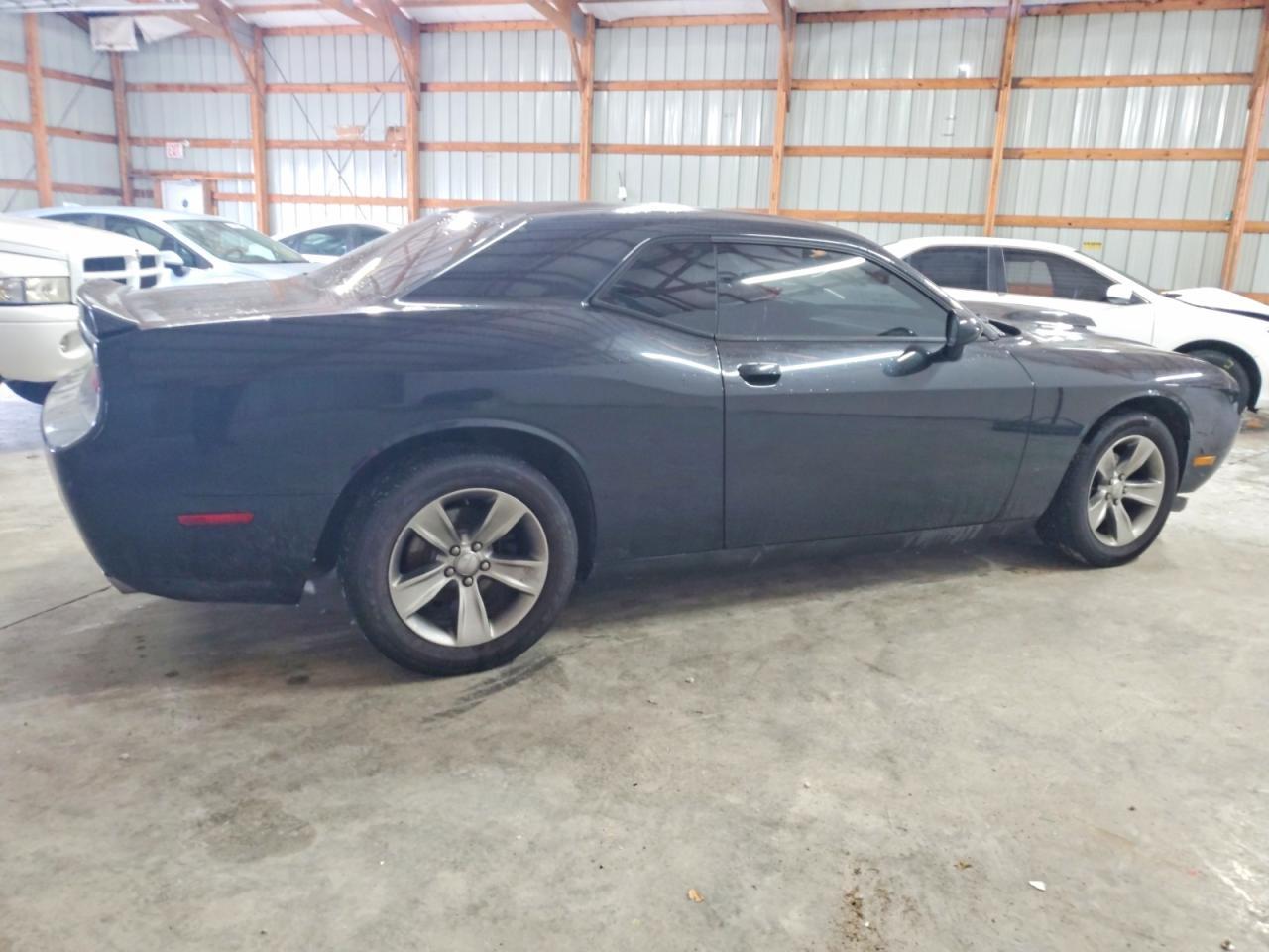2011 Dodge Challenger - Фото 3