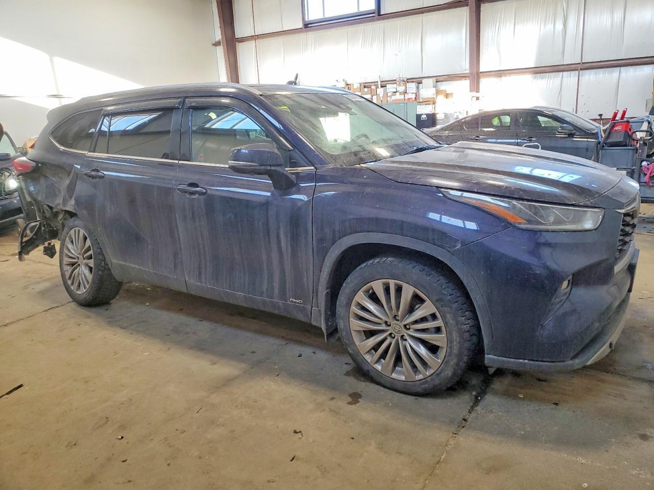 2023 Toyota Highlander Hybrid Limited - Фото 4