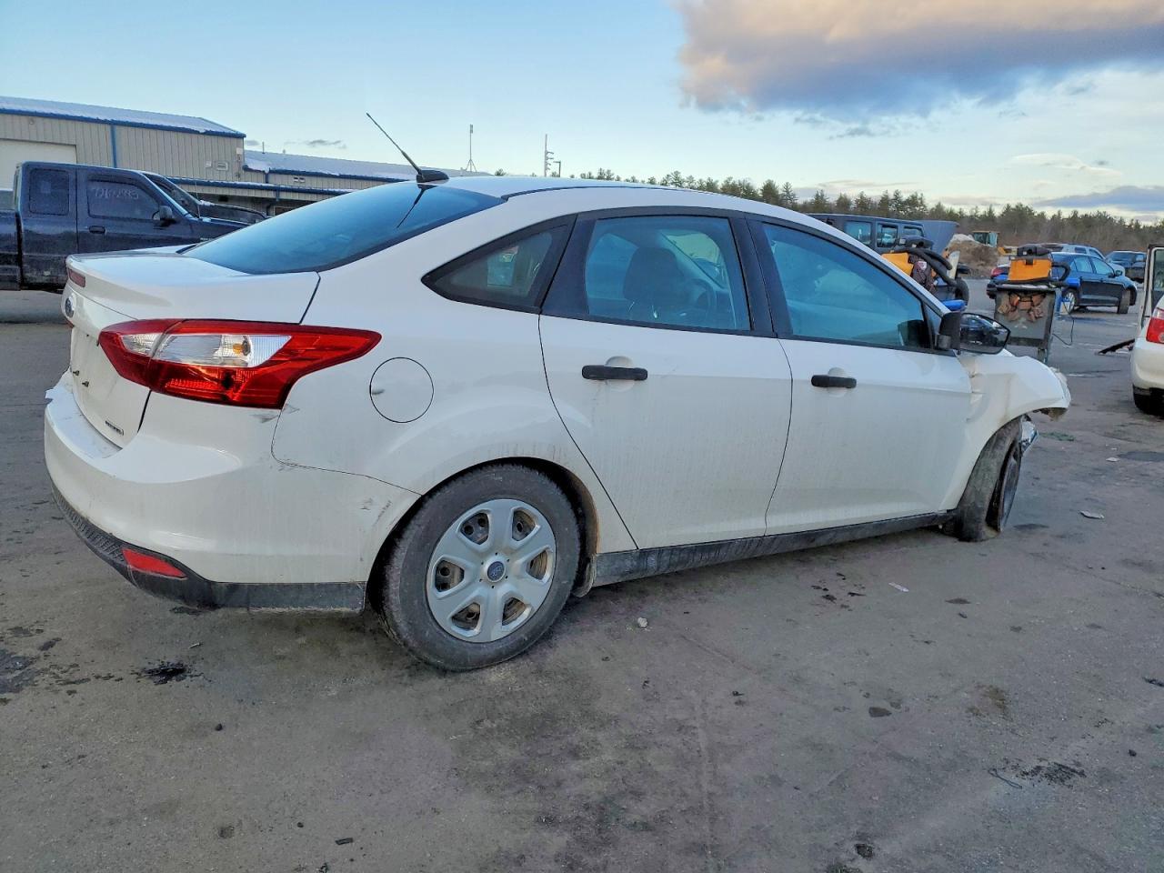 2014 Ford Focus S - Image 3