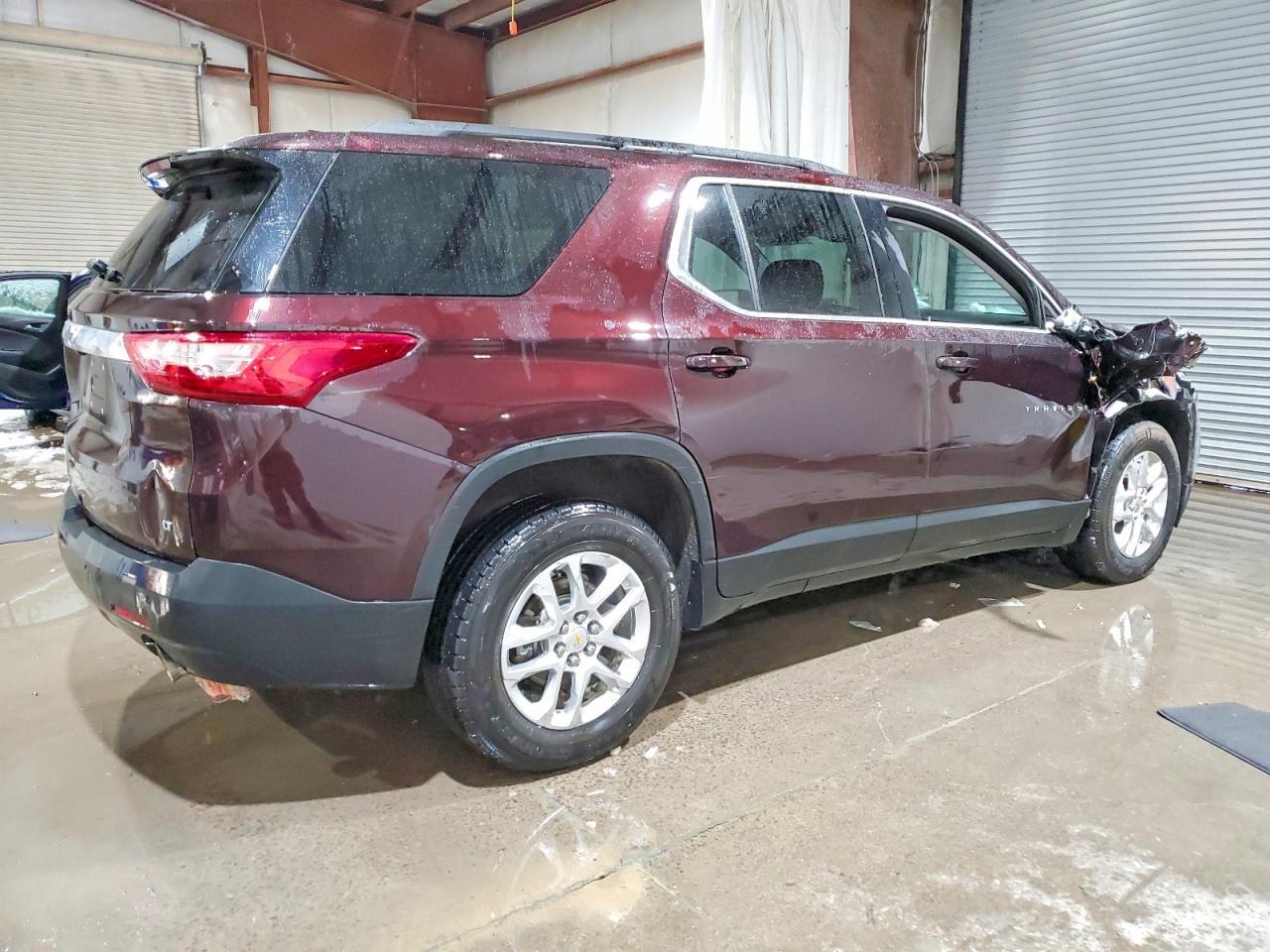 2020 Chevrolet Traverse Lt - Image 3