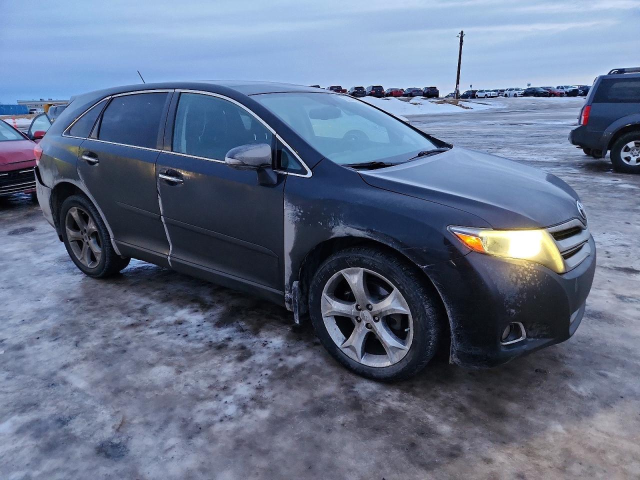 2016 Toyota Venza Xle - Image 4