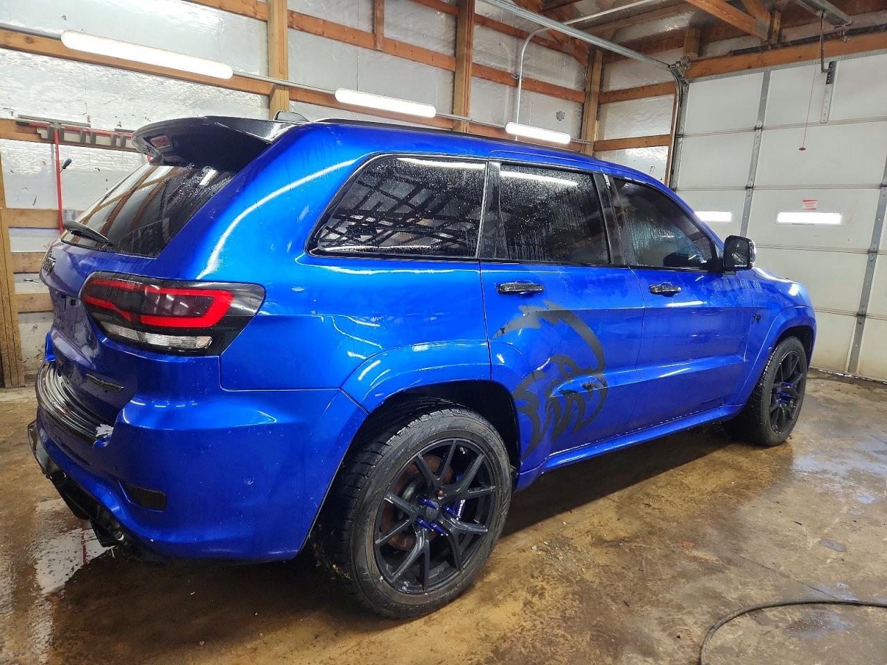 2018 Jeep Grand Cherokee Trackhawk - Image 3