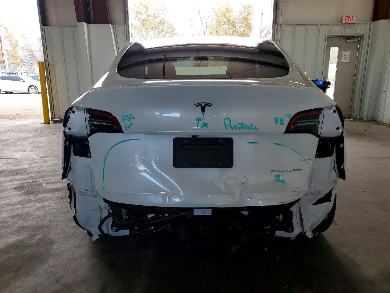 2021 Tesla Model Y - Фото 6