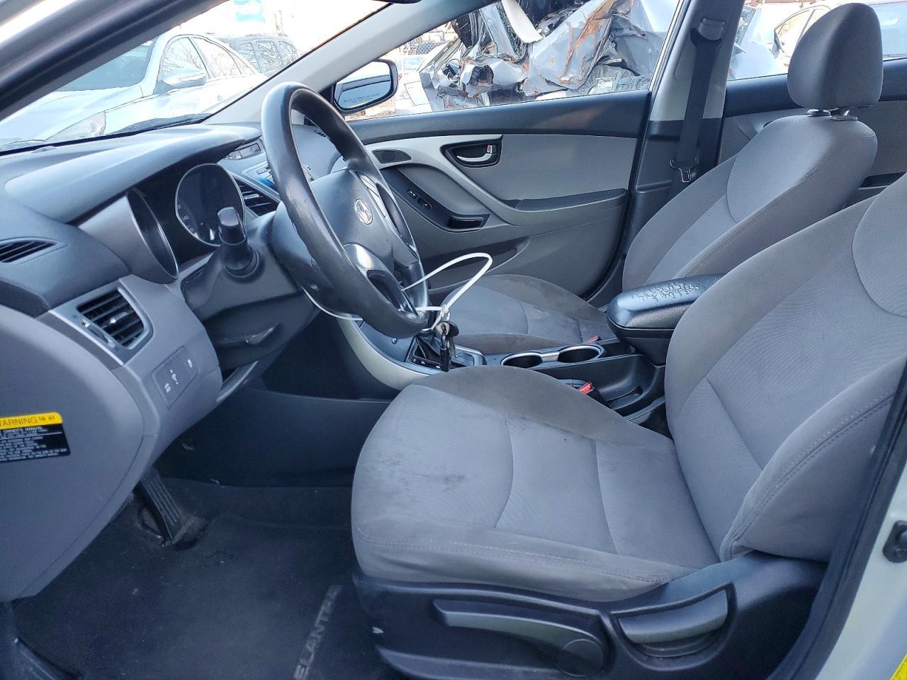 2016 Hyundai Elantra Se - Фото 7