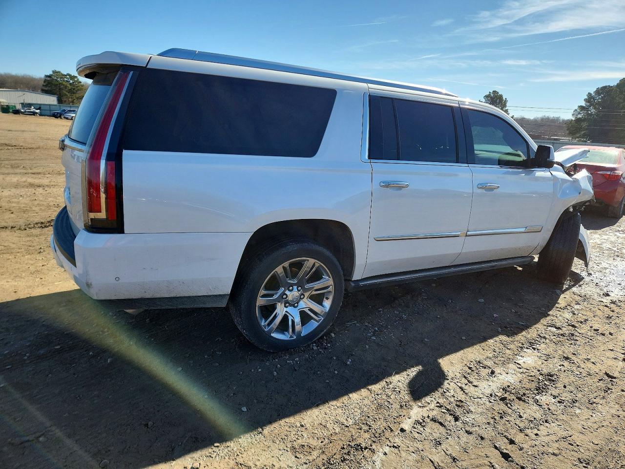 2017 Cadillac Escalade Esv Premium Luxury - Image 3