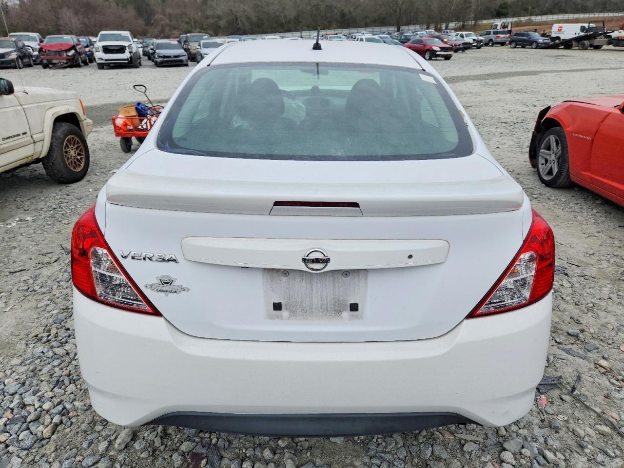 2018 Nissan Versa S - Image 6