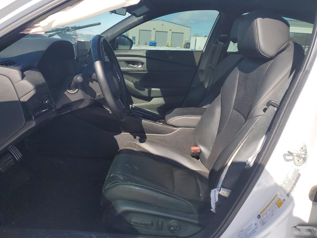 2023 Honda Accord Hybrid Sport-L - Image 7