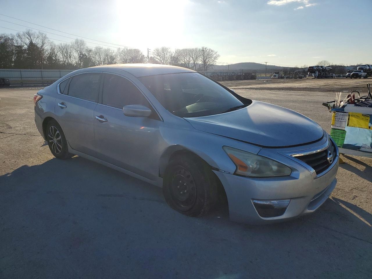 2013 Nissan Altima 2.5 - Фото 4