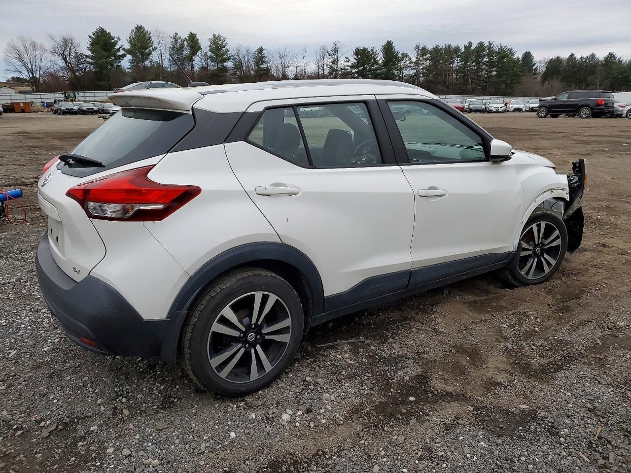 2019 Niss Kicks S - Image 3