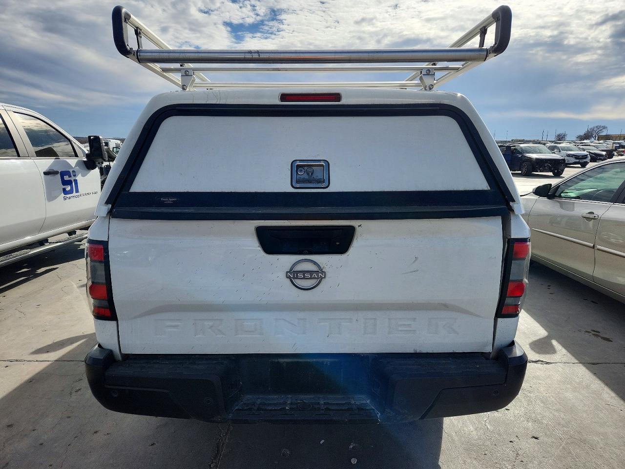 2023 Nissan Frontier - Image 6