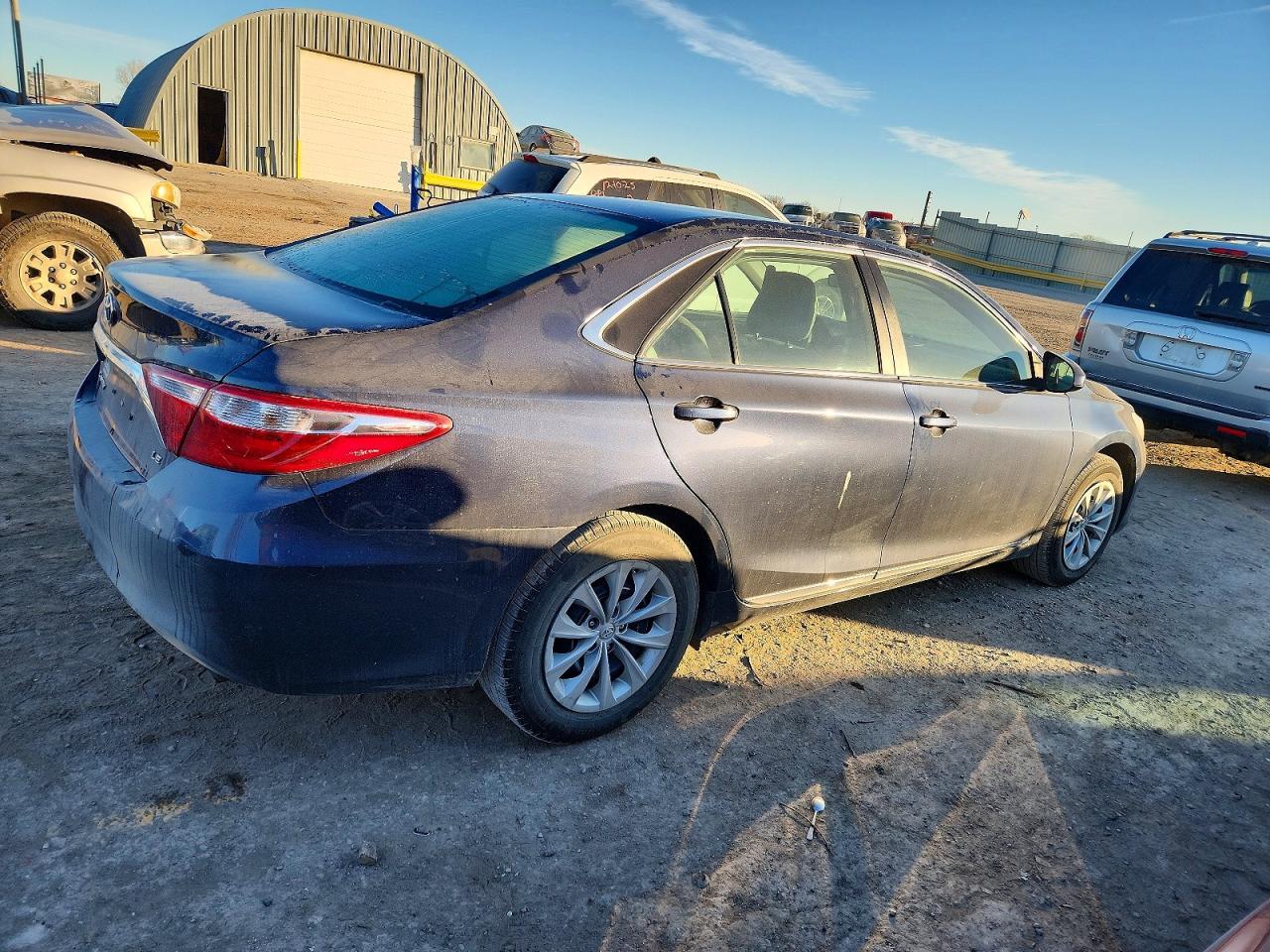 2016 Toyota Camry Le - Image 3