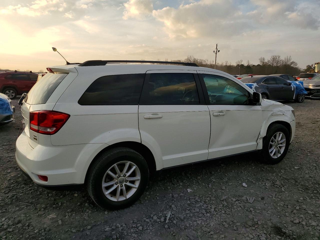 2015 Dodge Journey Sxt - Фото 3