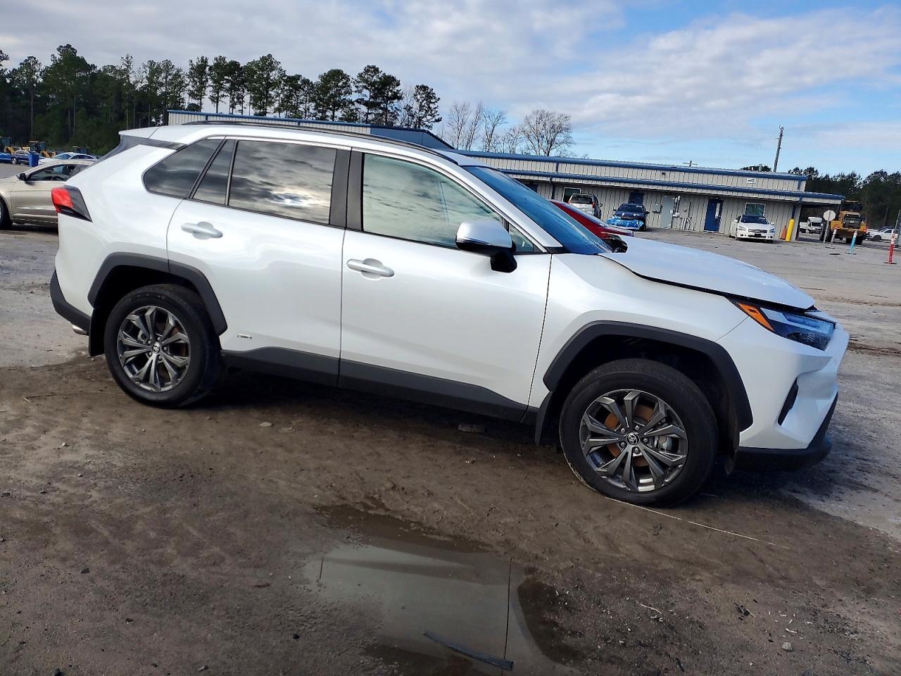 2024 Toyota Rav4 Xle Premium - Фото 4