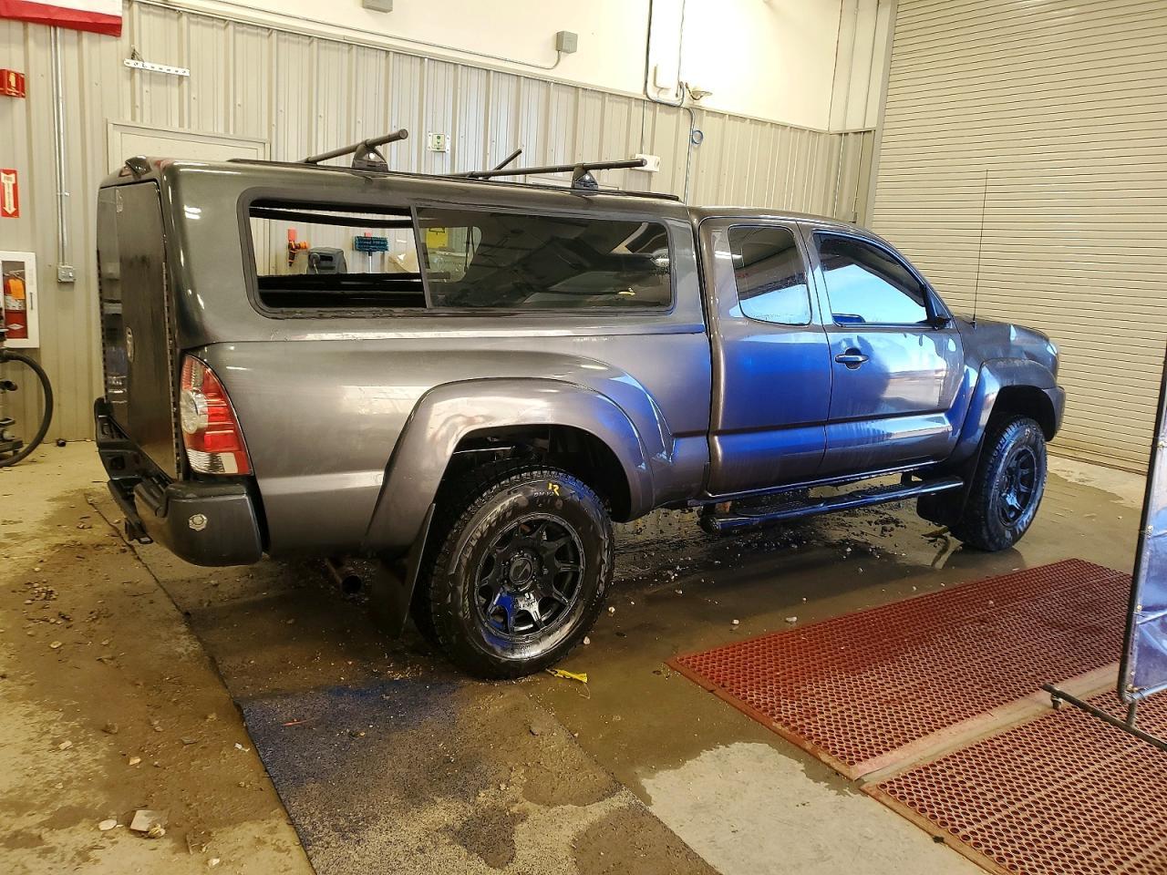 2014 Toyota Tacoma - Фото 3