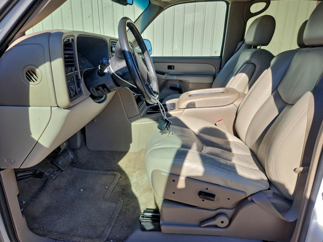 2003 GMC Yukon Xl C1500 - Image 7