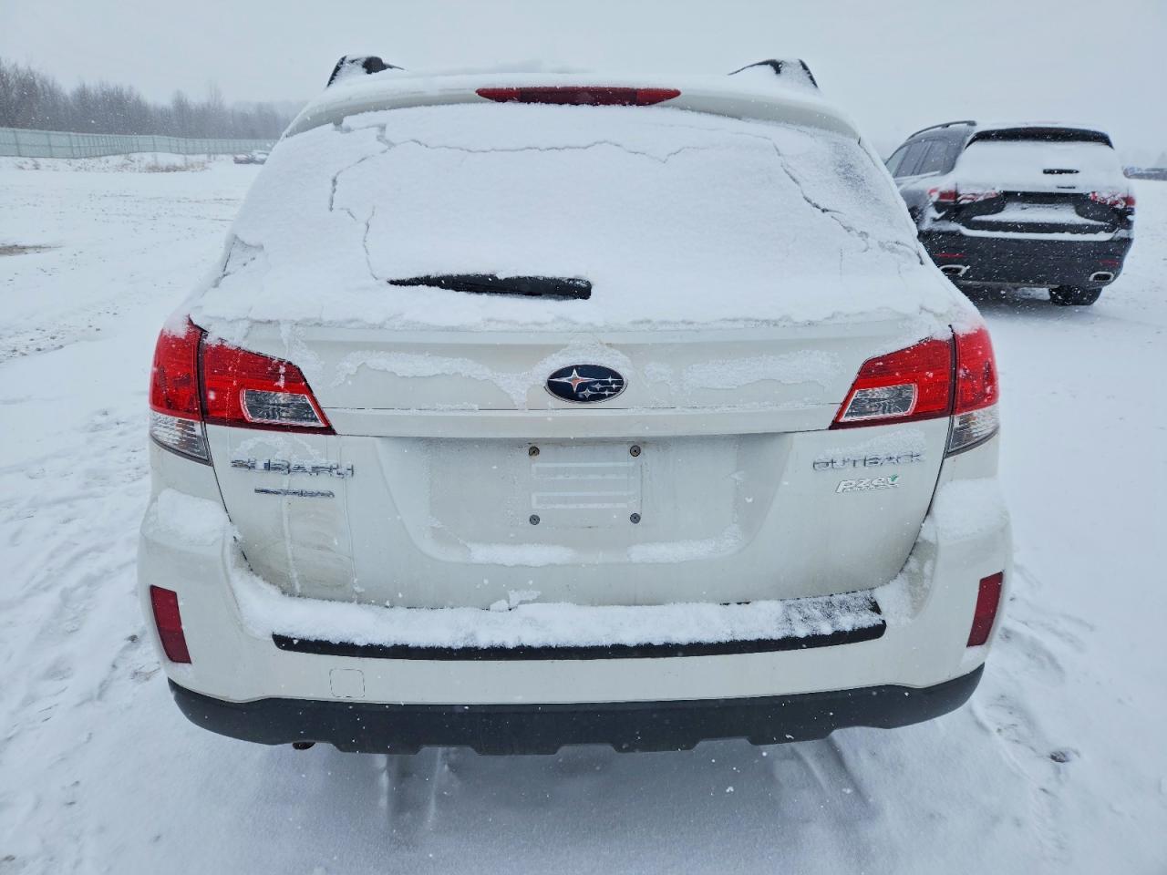 2011 Subaru Outback 2.5I Premium - Image 6