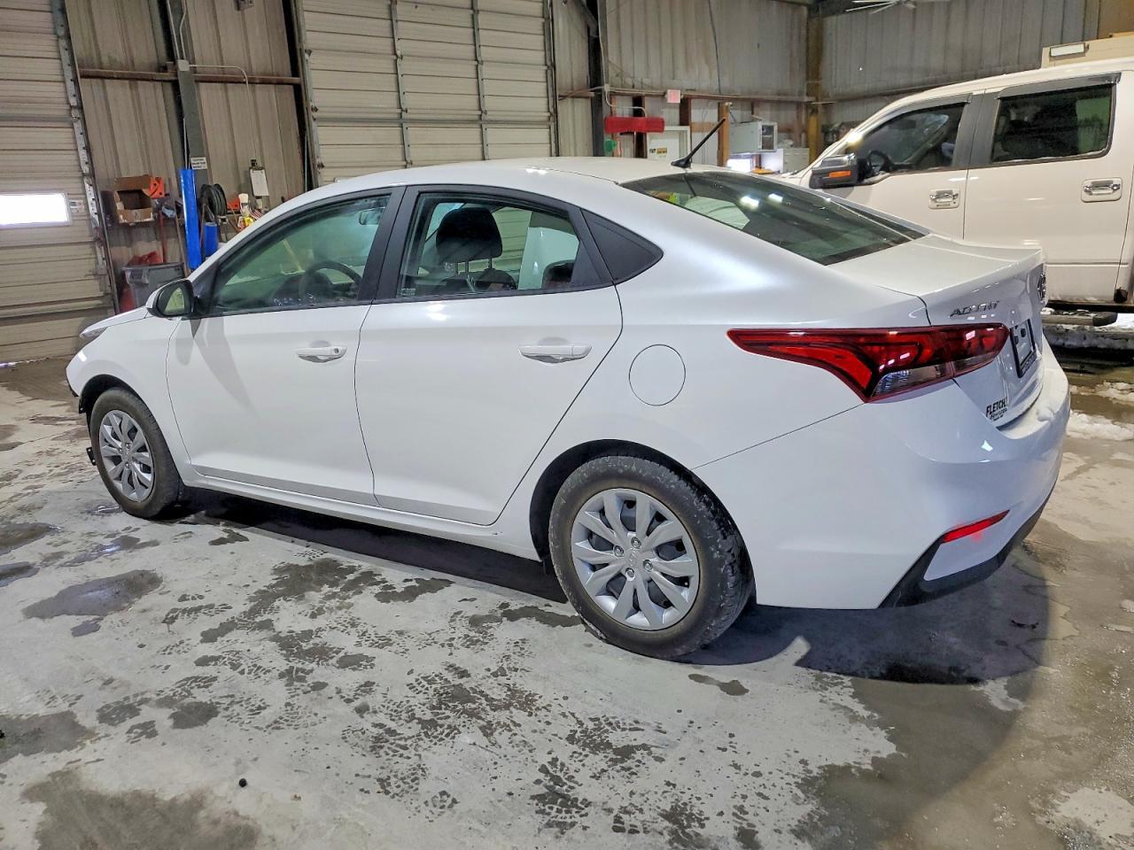 2022 Hyundai Accent Se - Image 2