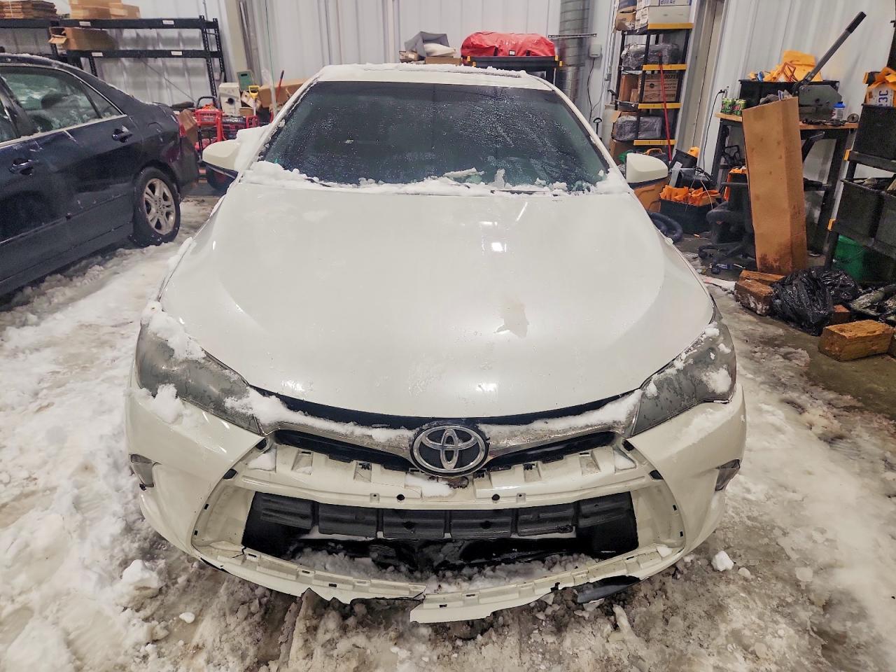 2017 Toyota Camry Le - Фото 5