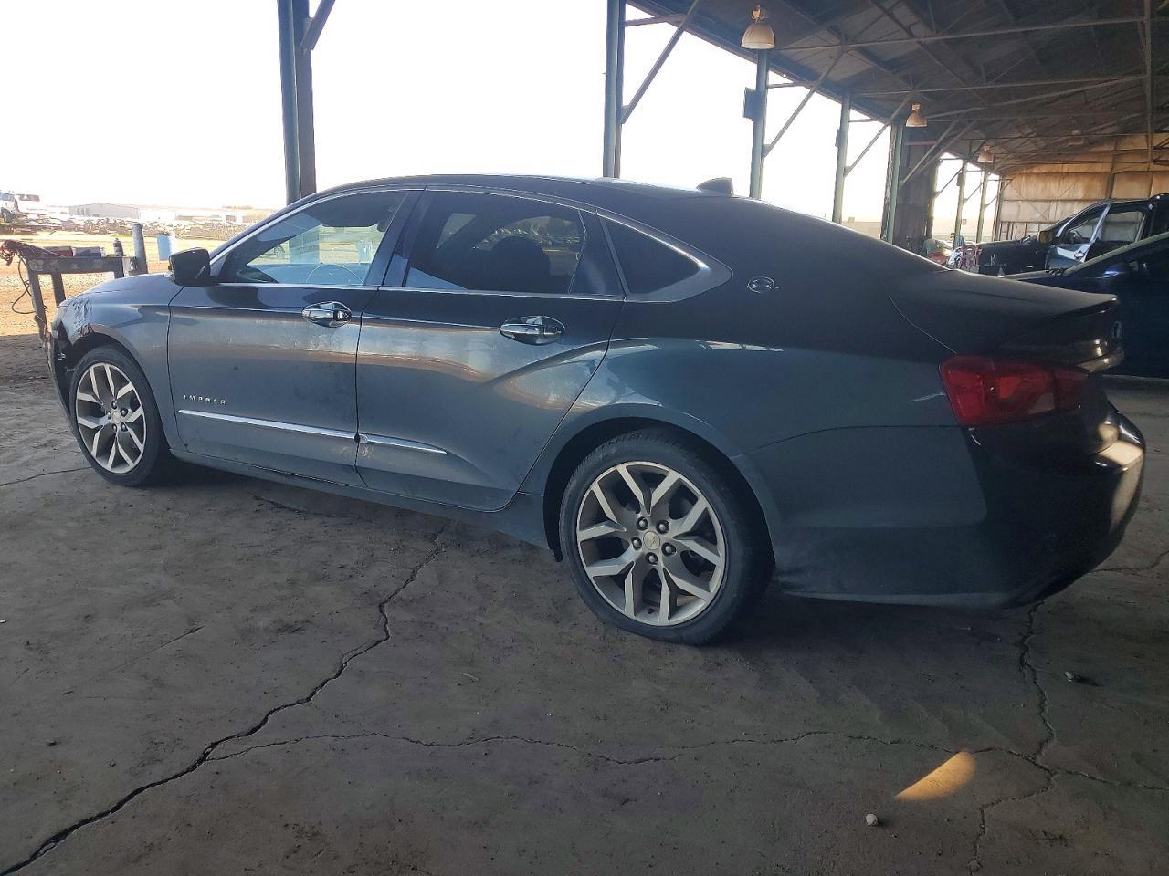 2014 Chevrolet Impala - Фото 2