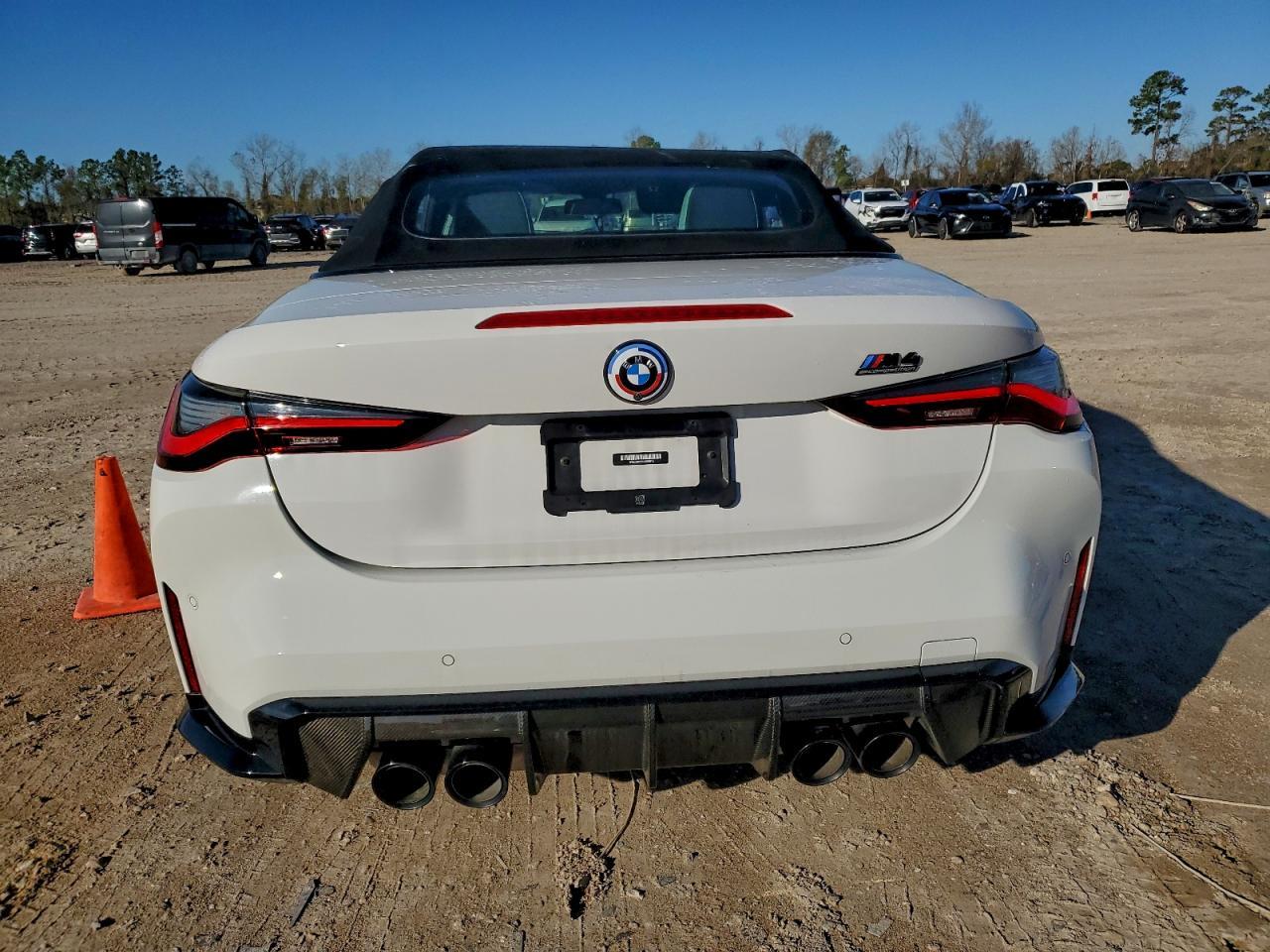 2022 BMW M4 Competition - Фото 6