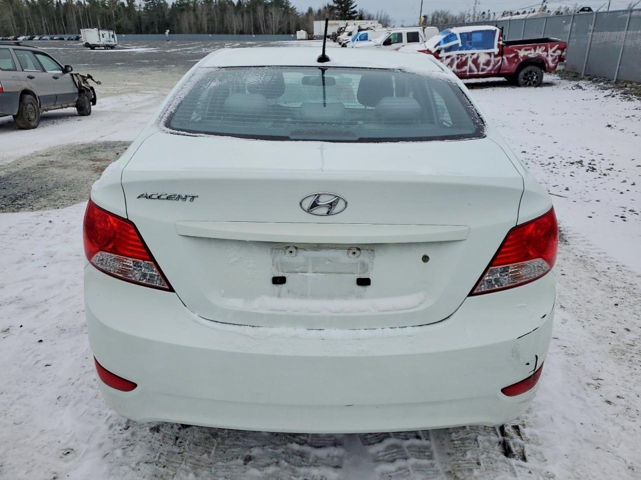 2012 Hyundai Accent Gls - Фото 6