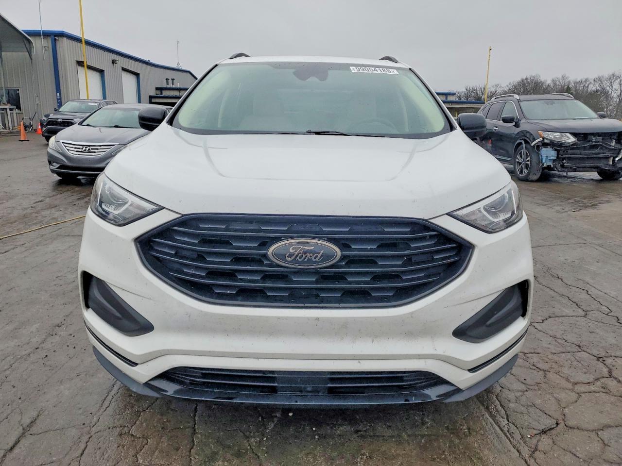 2022 Ford Edge Se - Фото 5