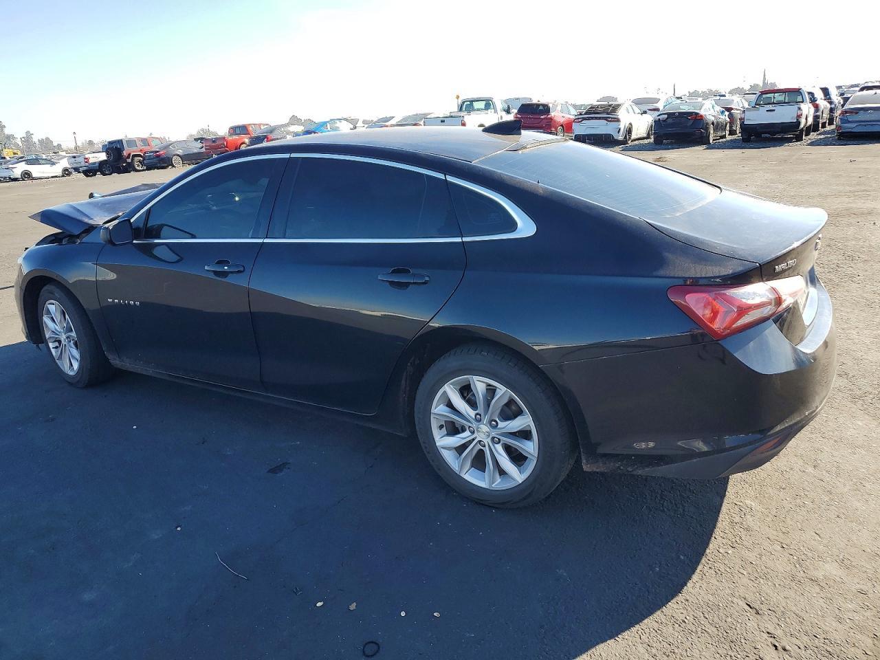 2020 Chevrolet Malibu Lt - Image 2