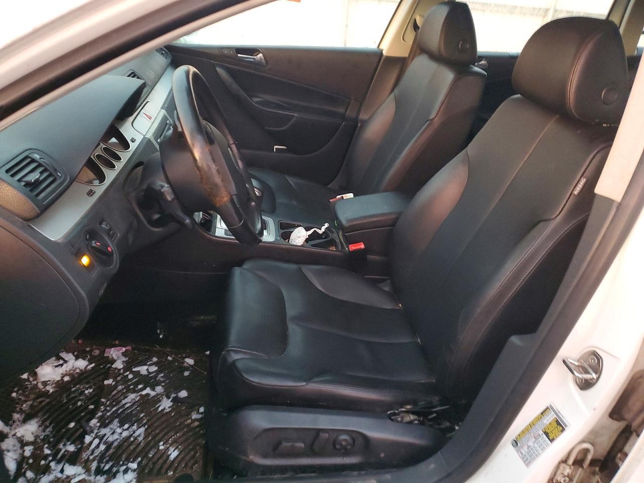 2008 Volkswagen Passat Wagon Komfort - Фото 7