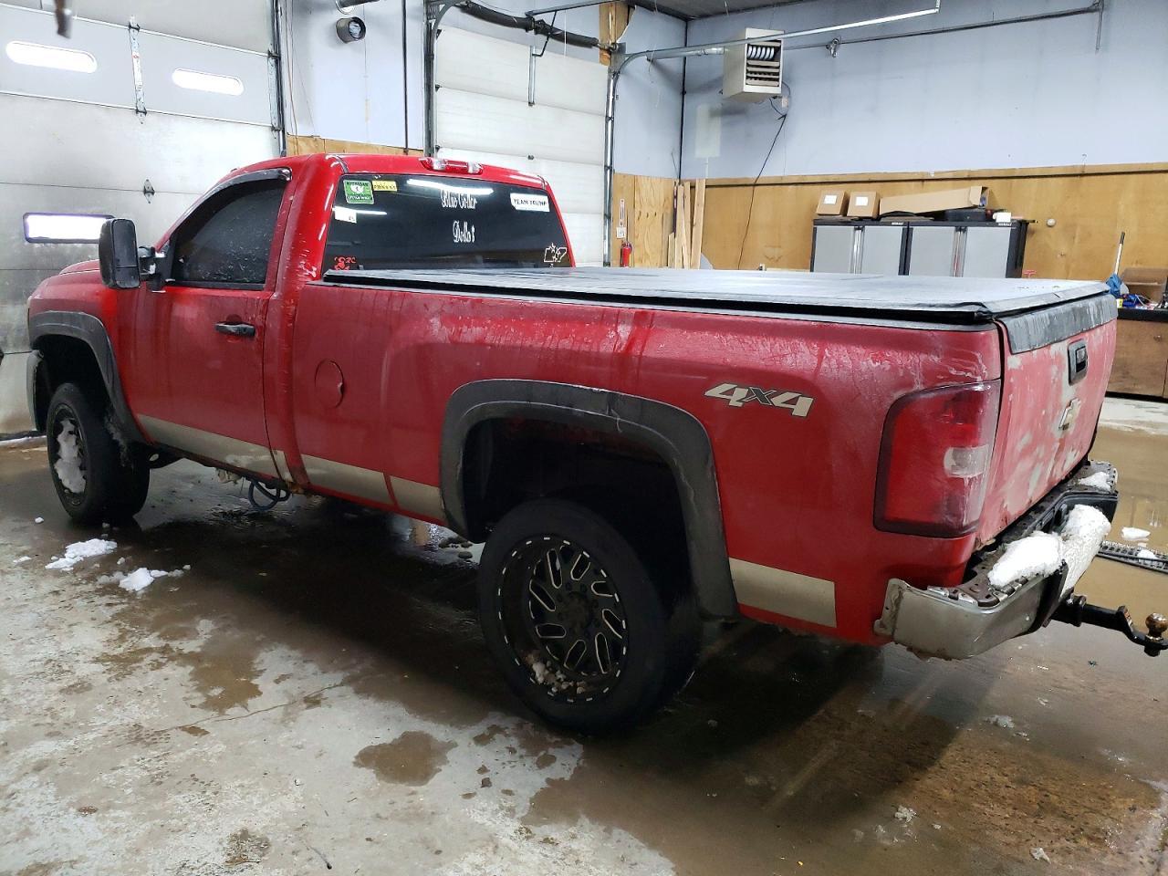 2008 Chevrolet Silverado K2500 Heavy Duty - Image 2
