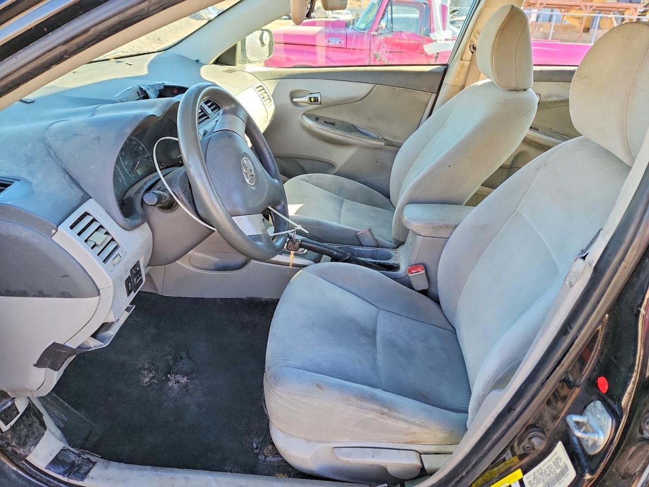 2010 Toyota Corolla Le - Фото 7