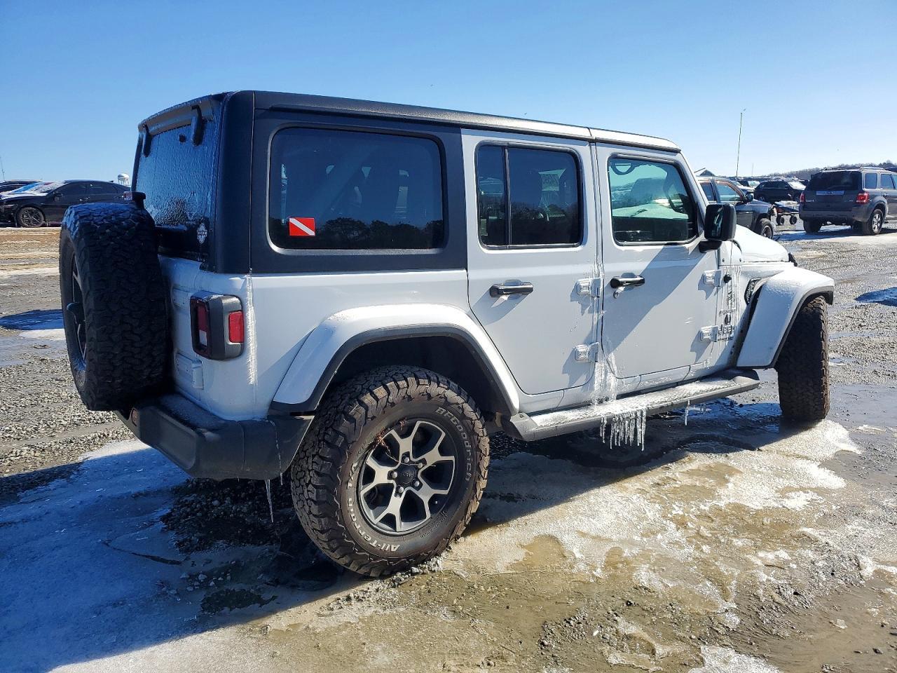 2022 Jeep Wrangler Unlimited Sahara - Image 3