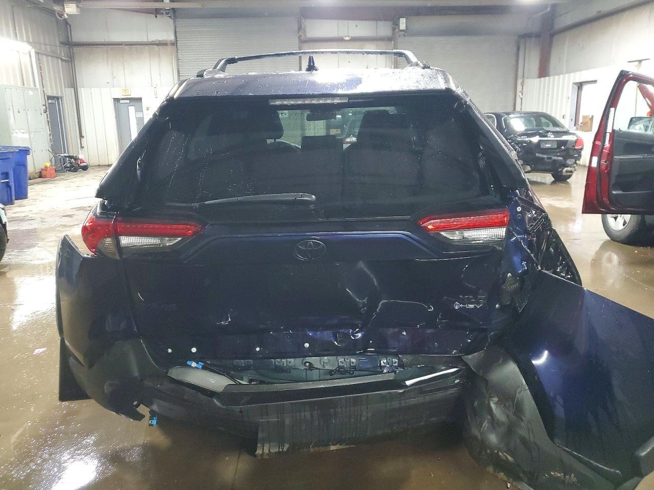 2025 Toyota Rav4 Xle Premium - Фото 6
