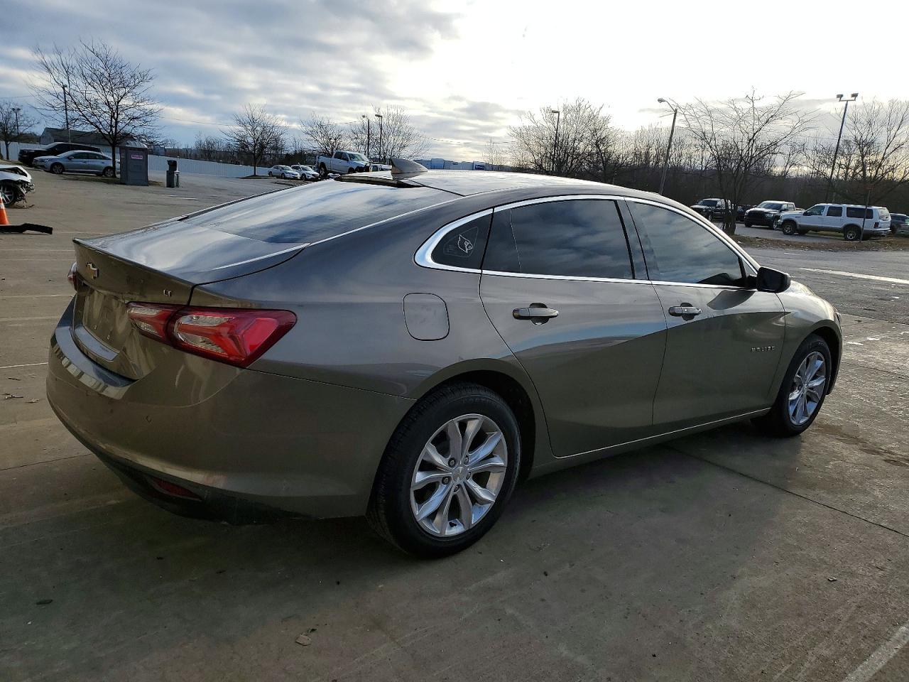 2020 Chevrolet Malibu Lt - Фото 3