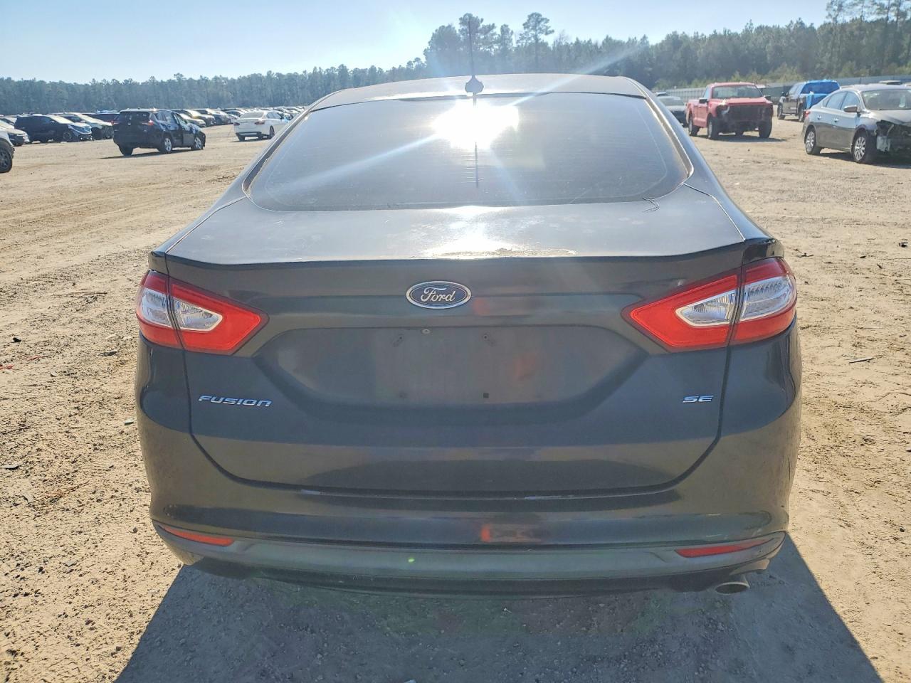 2015 Ford Fusion Se - Фото 6