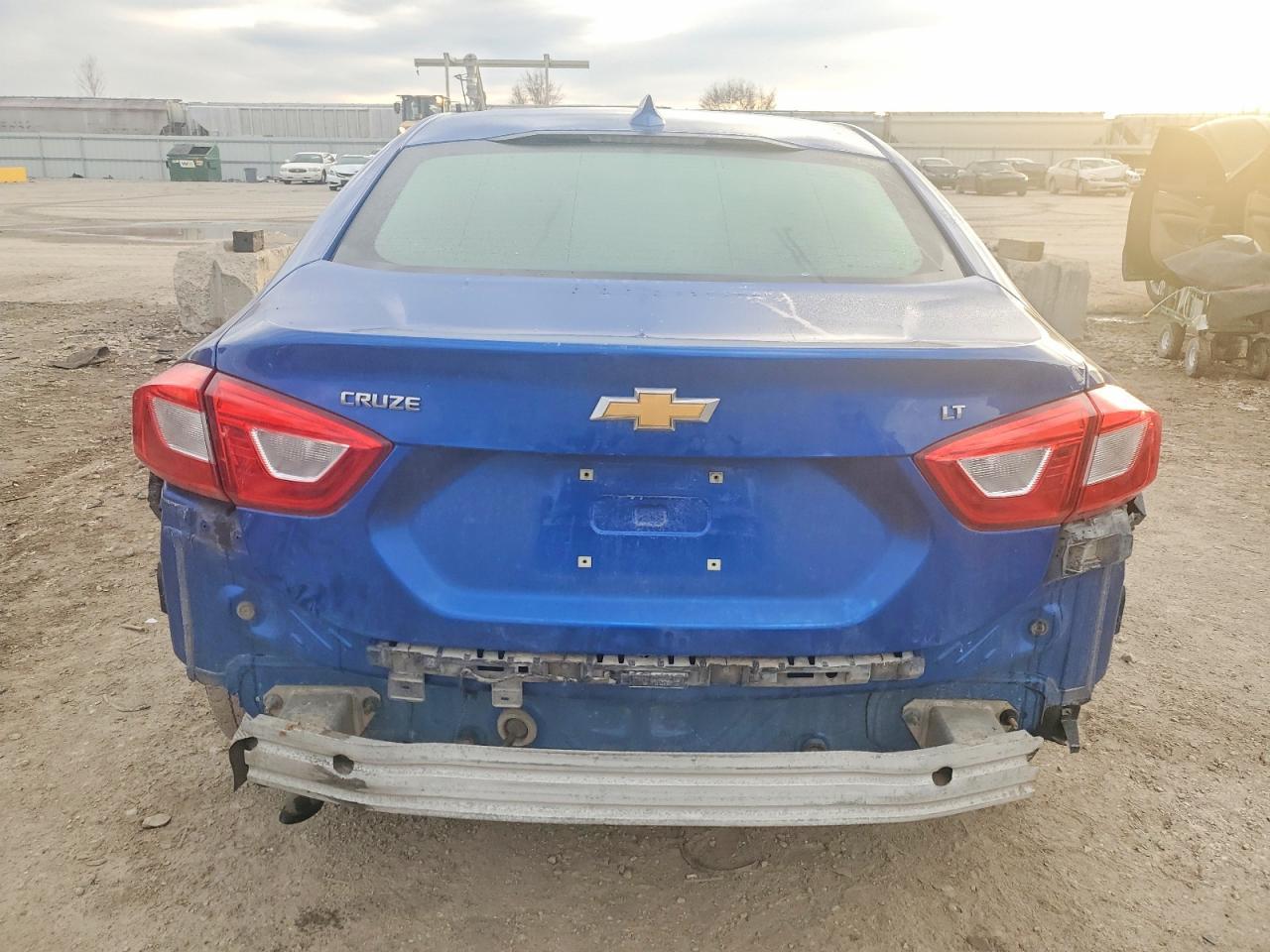 2018 Chevrolet Cruze Lt - Image 6